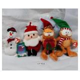 CHRISTMAS STUFFED ANIMALS