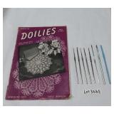 1 DOILY BOOK & 8 HOOKS