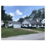 3 BEDROOM, 1 1/2 BATH HOME IN ST PETER, IL