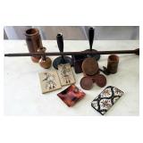 Lot of wooden items
-wooden stirring stick,