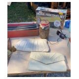 Warning triangle flare kit, stuff animals, tin