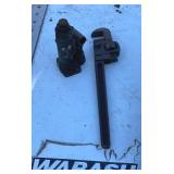 Jack and pipe wrench