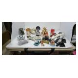 Star wars figure lot. Vehicles are dated 1995.