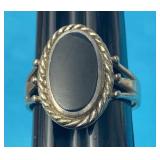 Sz.6 Sterling Silver Ring 3.62 Grams