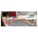 Crocheting booties,Hat, Sac, Lovees, Blankets