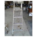 5ft ladder WOOD