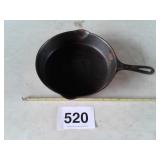 NO 8 GRISWOLD CAST IRON SKILLET