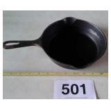 NO 5 GRISWOLD CAST IRON SKILLET