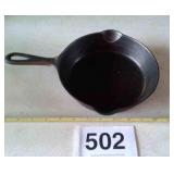 NO 5 GRISWOLD CAST IRON SKILLET