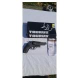 Taurus  The Judge 45 cal/ 410 ga revolver new in