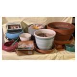 Flower pots, glass fish, floating koi fish