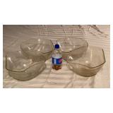 4 glass bowls