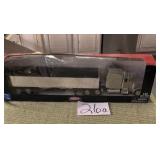 PETERBILT MOD 379 1:32 DIE CAST IN BOX