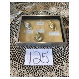 VTG CLOWN BROOCHES IN SHADOW BOX