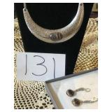 NECKLACE & EARRINGS