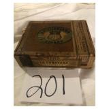 VINTAGE LA CUBAVANA CIGAR WOOD BOX