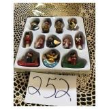 VINTAGE MINIATURE HD ORNAMENTS, NEW