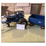 NICE 9700 FORD TRACTOR WITH WAGON