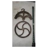 Rustic Antique Cast Iron Well Pulley