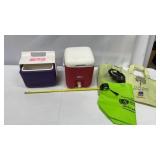Mini mate, igloo coolers