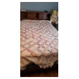 Handmade Twin Size Quilt. Wedding Ring Pattern