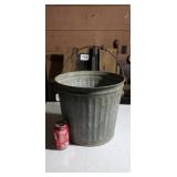 Galvanized Bucket w Handle