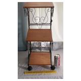 Shelf/ magazine rack