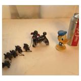 Glass poodles , red clay ware,JapanDonald Duck