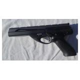 Beretta model U22 22 cal pistol 2 clips with case