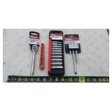 New Ratchet, Sockets, Extension Bar Set