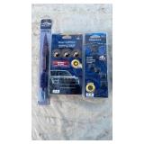 Universal Antenna, Position Podz, Dash Litz