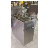 American Range stainless steel 40,000 btu natural