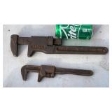Pipe wrenches