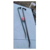 2 large crowbars