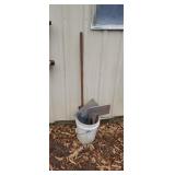 5 gallon bucket of scrap metal and aluminum