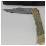 WWII COMMEMORATIVE KNIFE W/CERTIFICATE