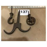 Primative Hooks & Roller