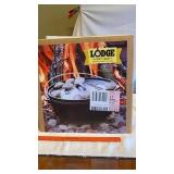 6 quart lodge cast iron Dutch oven