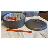 Cast iron Dutch oven