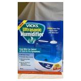 VICKS Ultrasonic Humidifier