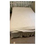 Full Size Bed w Frame ( no head board)