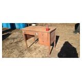 Knee hole wood desk.