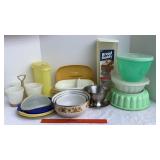 Tupperware, bread container, mixing bowls