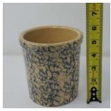 Spongeware Crock R.R.P. Co Roseville #700-E