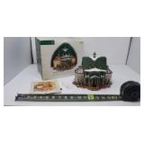 2001 Dept.56 Christmas in the City Series Tavern