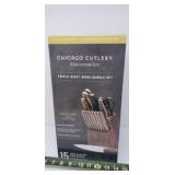 *NEW Chicago Cutlery Set