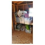 Mix & Match Corner Full Of Totes & Lids