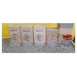 Old New store stock new coffee vessel