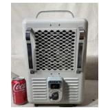 Titan  Thermo -O - Dial Heater