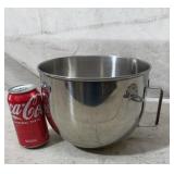 Kitchen Aid 5 qt Stainless Steel Mixing Bowl